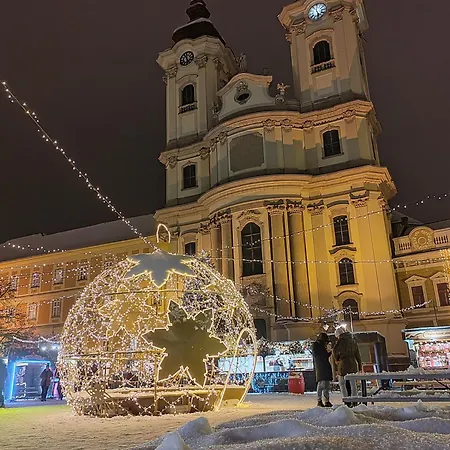 Orsika Hilltop Апартаменти *