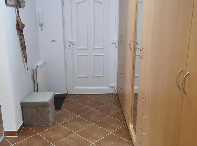 Apartment Orsika Hilltop *