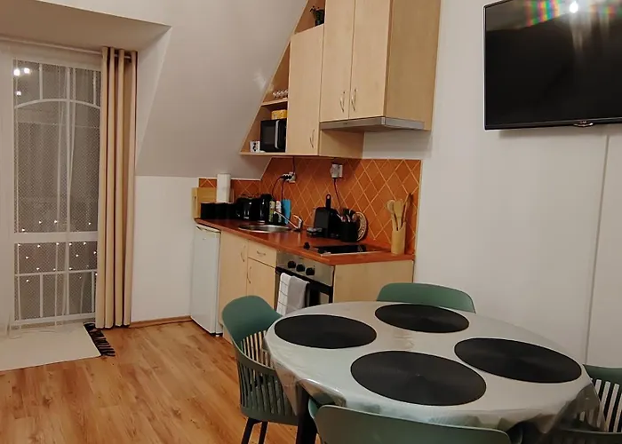 Apartment Orsika Hilltop *