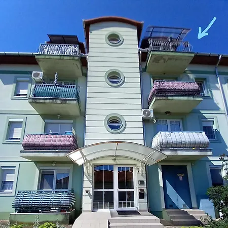 Orsika Hilltop Апартаменти Еґер