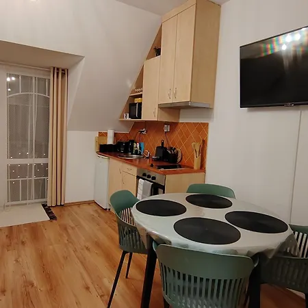 Apartament Orsika Hilltop *