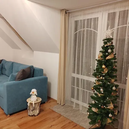 Orsika Hilltop Apartament *